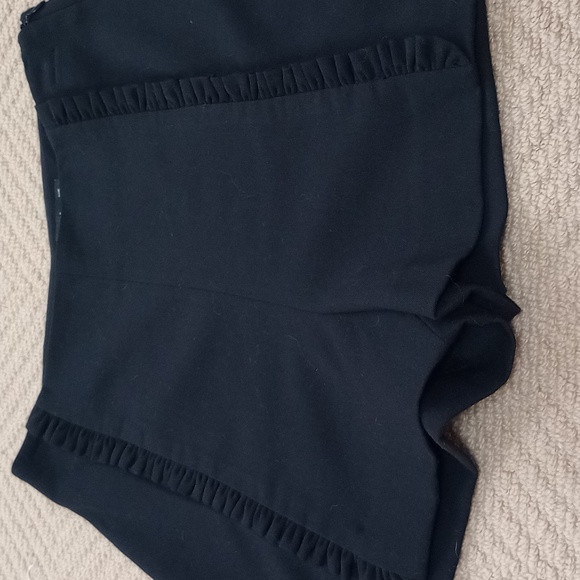 Zara Pants - NWOT ZARA Size Small Chic Black High Waist RuffledShorts. Side Zipper